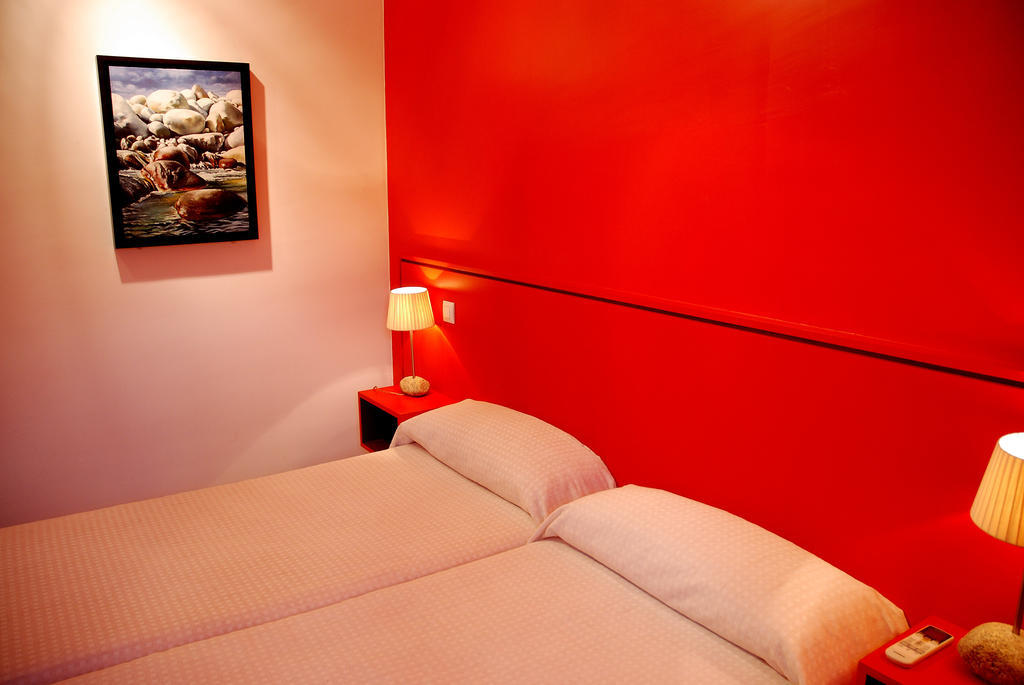 Hostal El Cardenillo Madrigal de la Vera Dış mekan fotoğraf